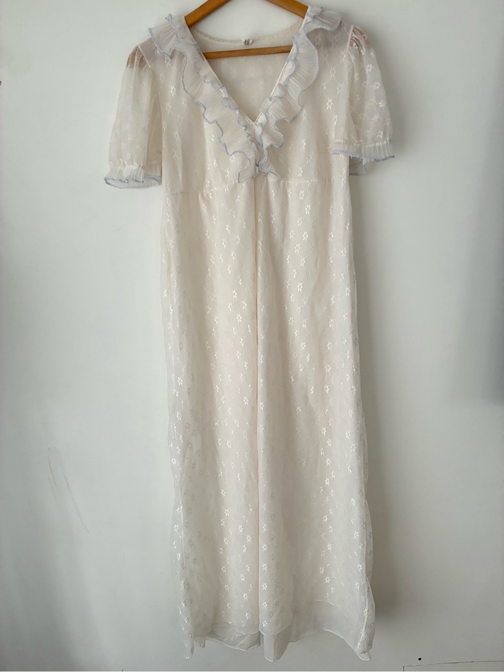 Vintage Women’s Small Ivory Embroidered Ruffle Bridal Prairie Maxi Dress